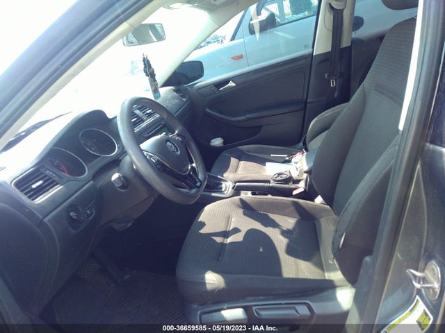 3VW2K7AJ8FM231265 Volkswagen Jetta Sedan 2.0l S