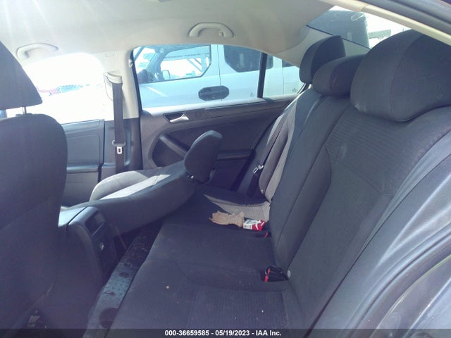 3VW2K7AJ8FM231265 Volkswagen Jetta Sedan 2.0l S