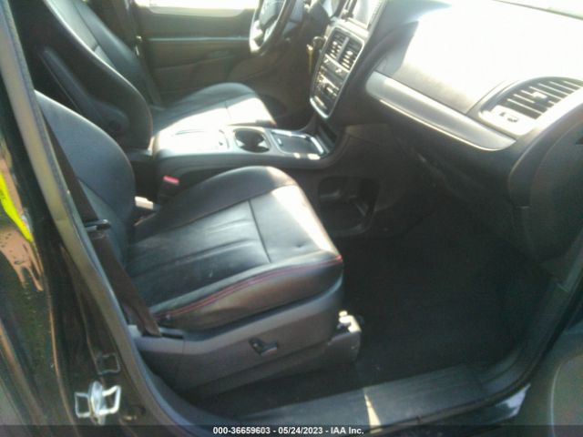 2C4RDGEG1JR196497 Dodge Grand Caravan Gt