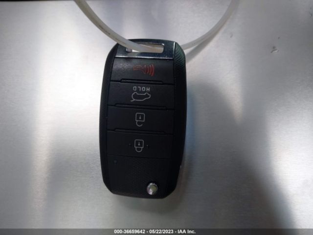 5XYPG4A31LG624172 KIA SORENTO LX