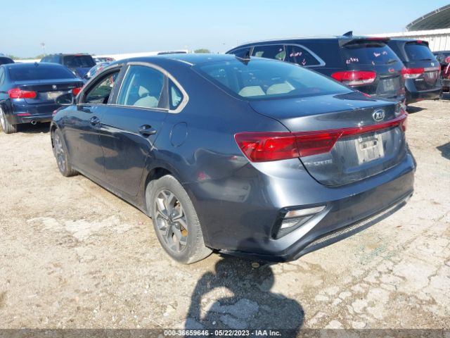 3KPF24AD9ME355520 KIA Forte Lxs