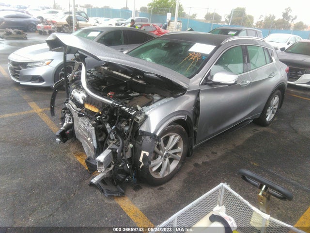 SJKCH5CP4JA048279 Infiniti Qx30 Premium