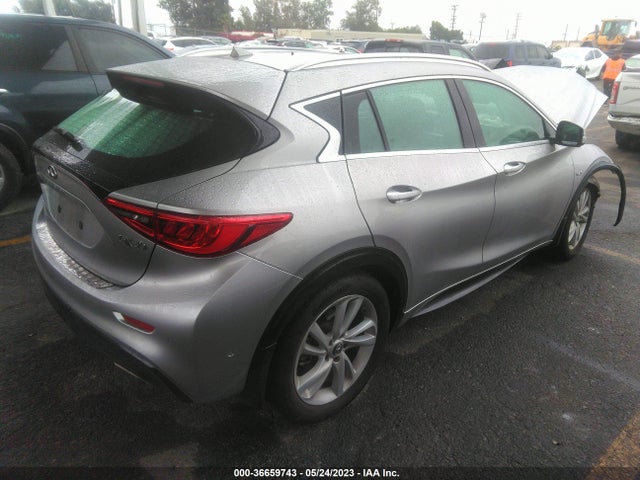 SJKCH5CP4JA048279 Infiniti Qx30 Premium
