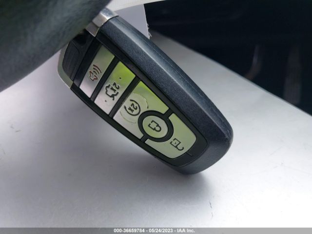 3FA6P0PUXHR110490 Ford Fusion Energi Se