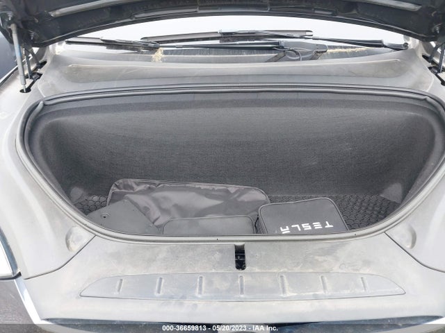 Tesla Model X 75d/100d/p100d 2018 5YJXCAE26JF139381 Image 11