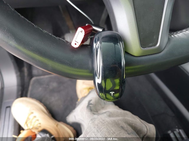 Tesla Model X 75d/100d/p100d 2018 5YJXCAE26JF139381 Image 3
