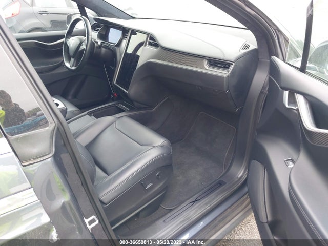 Tesla Model X 75d/100d/p100d 2018 5YJXCAE26JF139381 Image 6