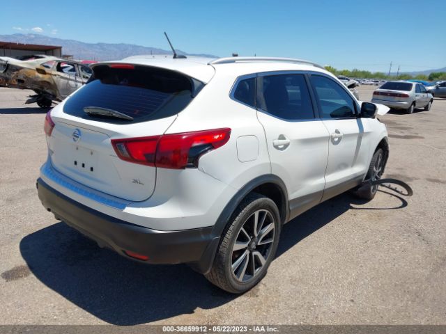 JN1BJ1CP4HW001474 Nissan Rogue Sport Sl