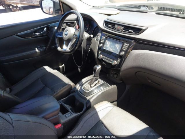 JN1BJ1CP4HW001474 Nissan Rogue Sport Sl