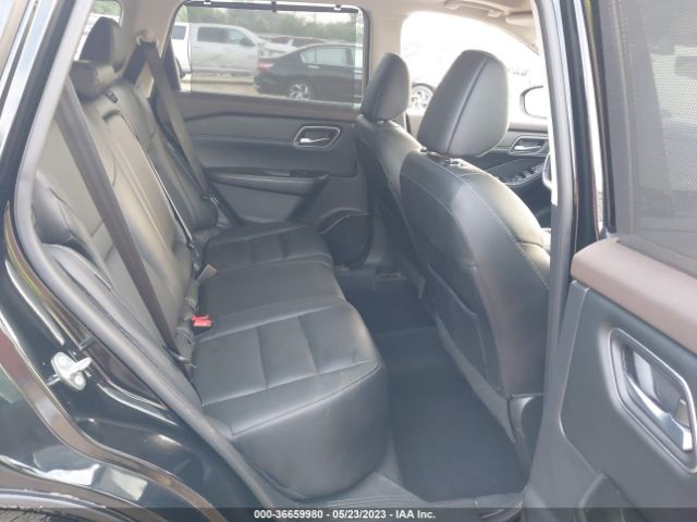 5N1AT3CA7MC673689 Nissan Rogue Sl