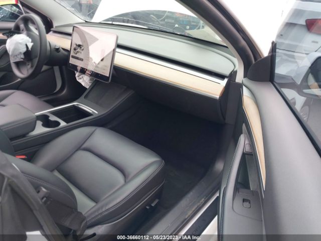 5YJ3E1EB3NF208820 Tesla Model 3 Long Range