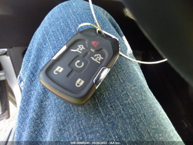 1GKS2CKJ2HR331233 GMC YUKON DENALI