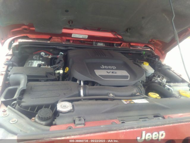 1C4BJWFG2EL301243 Jeep Wrangler Unlimited Rubicon