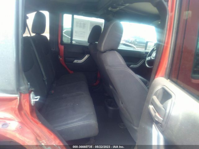 1C4BJWFG2EL301243 Jeep Wrangler Unlimited Rubicon