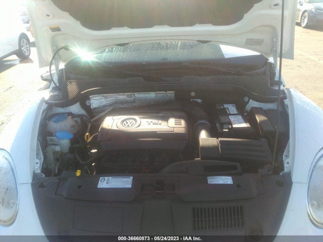 3VW507AT7GM821270 Volkswagen Beetle Convertible 1.8t Se