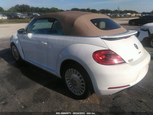 3VW507AT7GM821270 Volkswagen Beetle Convertible 1.8t Se