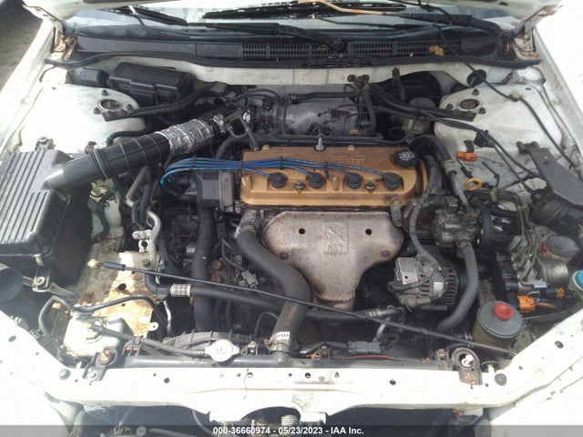 1998 HONDA ACCORD SDN EX VIN: 1HGCG5654WA217614
