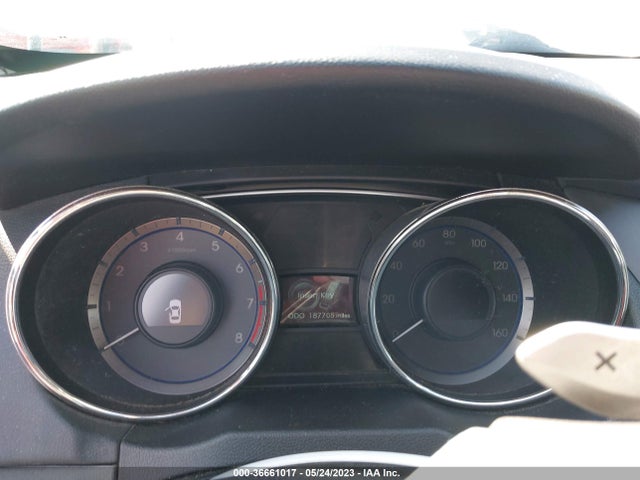 2011 HYUNDAI SONATA SE VIN: 5NPEC4AC4BH143357