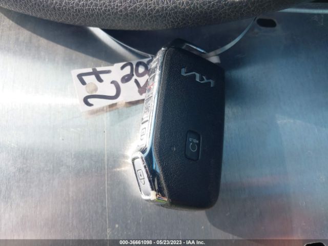 5XXG14J28NG150575 KIA K5 LXS
