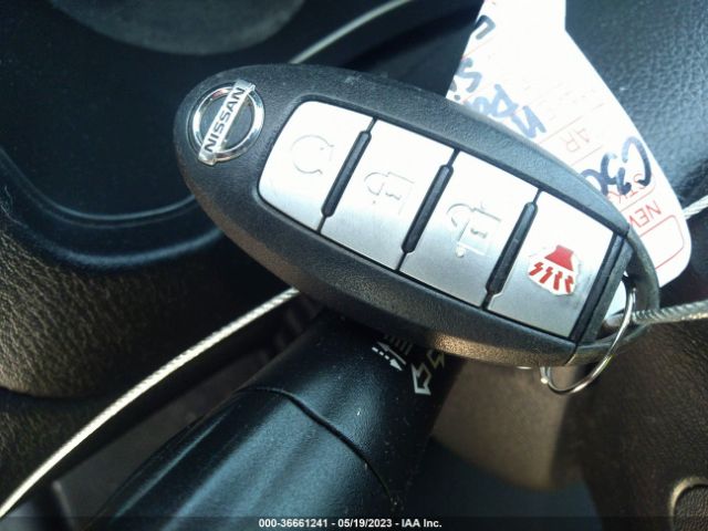 5N1DR2MM4HC615916 Nissan Pathfinder Sv