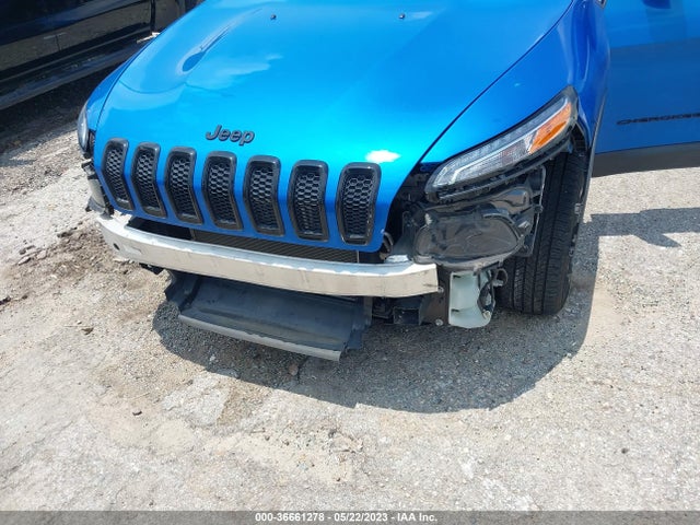 1C4PJLCB5JD620962 Jeep Cherokee Latitude