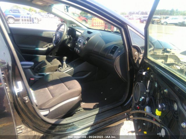 KNAFK4A66G5566284 KIA FORTE LX