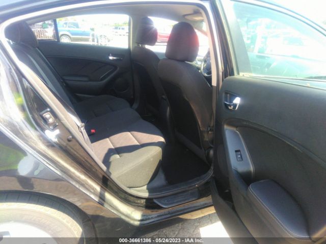 KNAFK4A66G5566284 KIA FORTE LX