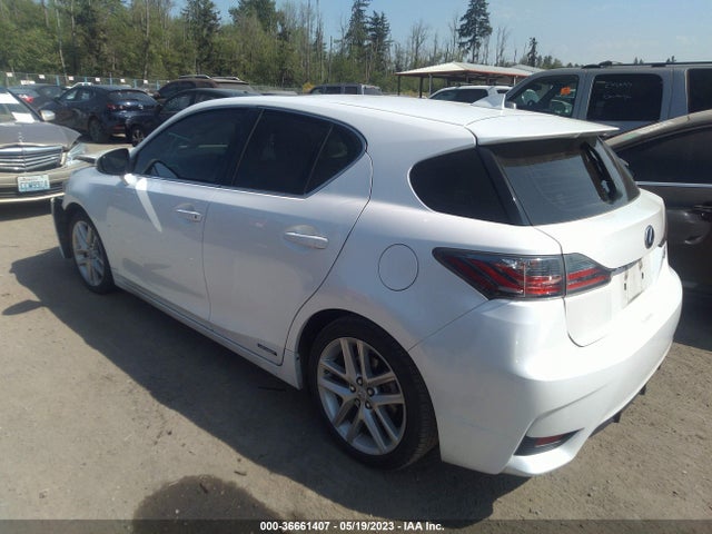 JTHKD5BH7F2231065 Lexus Ct 200h Hybrid
