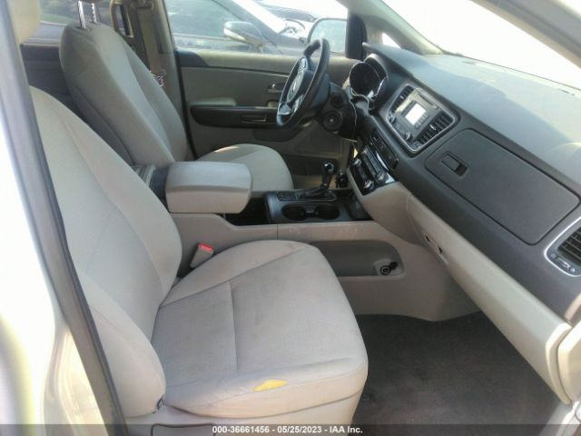 KNDMB5C15G6116380 KIA SEDONA LX