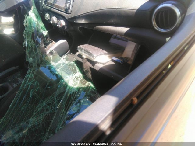 3N1CN8DV1LL805728 Nissan VERSA S