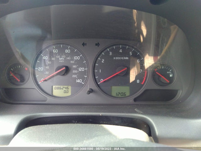 2004 VOLVO S40 VIN: YV1VS27554F099912