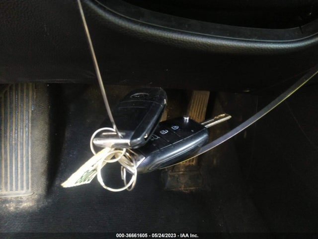 KIA SOUL + 2018 KNDJP3A58J7605839 Image 11