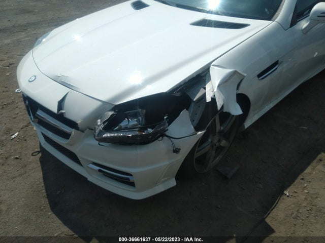 2015 Mercedes-Benz SLK-Class, VIN: WDDPK4HA4FF112941