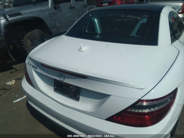 2015 Mercedes-Benz SLK-Class, VIN: WDDPK4HA4FF112941