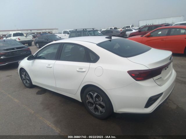 3KPF24AD0ME262918 KIA Forte Lxs