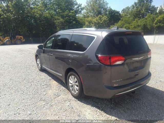 2C4RC1BGXJR211230 Chrysler Pacifica Touring L