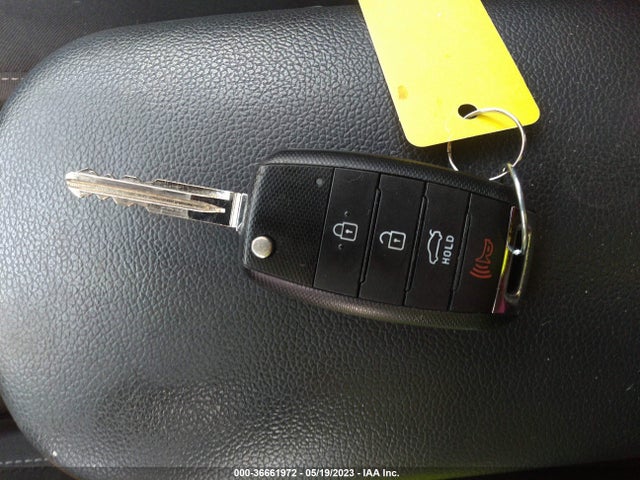 KIA FORTE LX 2016 KNAFK4A66G5467626 Image 3