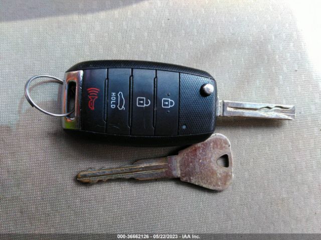 5XXGM4A7XFG371213 KIA Optima Lx