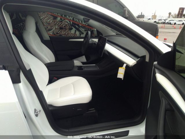 7SAYGDEF4NF539977 Tesla Model Y Performance