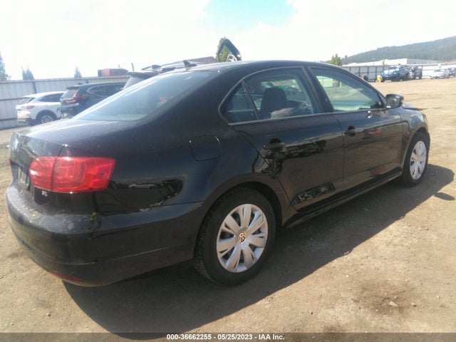3VWD17AJ3EM382251 Volkswagen Jetta Sedan Se
