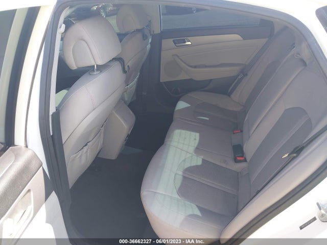 2015 HYUNDAI SONATA 2.4L SE VIN: 5NPE24AF2FH179955
