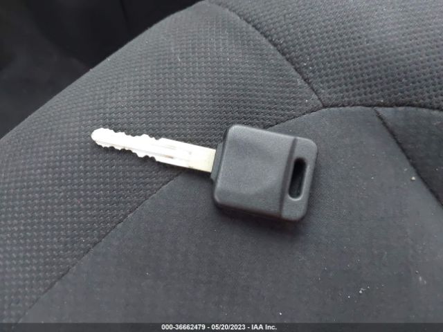 JN8AS5MT8FW671376 Nissan Rogue Select S
