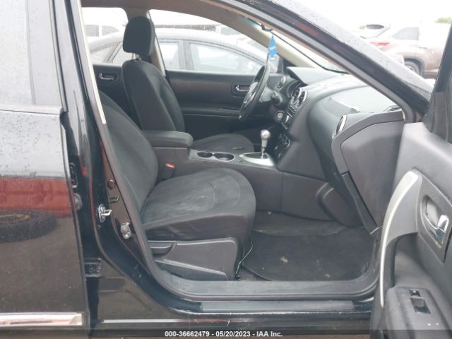 JN8AS5MT8FW671376 Nissan Rogue Select S