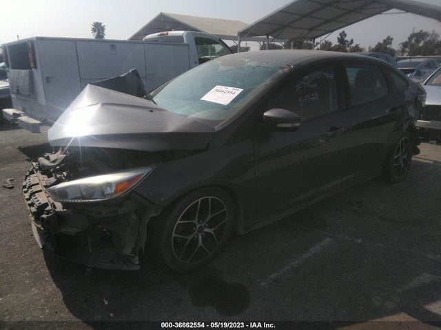 Ford FOCUS SE 2016 1FADP3F20GL337161 Image 2