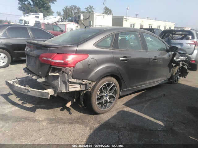 Ford FOCUS SE 2016 1FADP3F20GL337161 Image 6