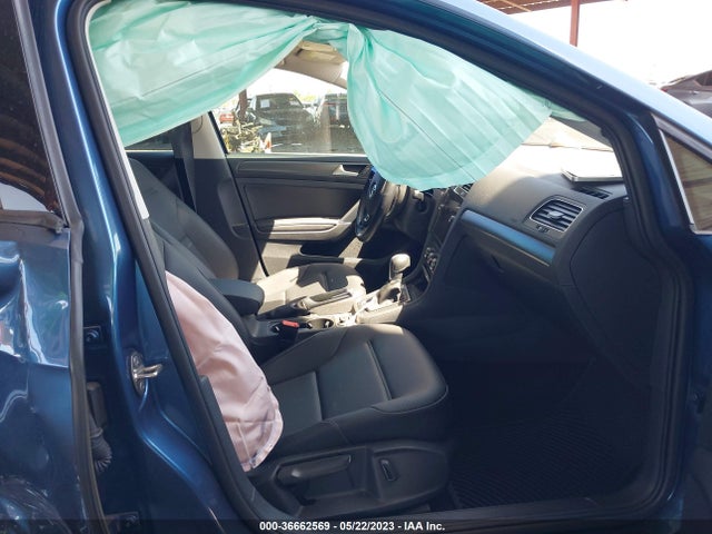 2018 Volkswagen Golf, VIN: 3VWG17AU0JM251036