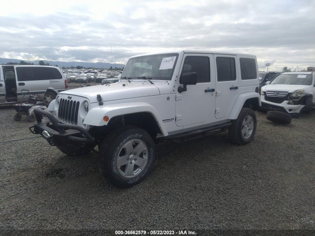 1C4BJWEG9FL566499 Jeep Wrangler Unlimited Sahara