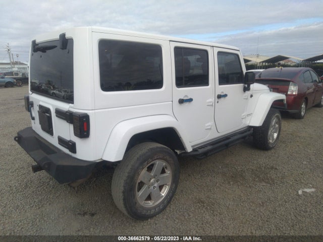 1C4BJWEG9FL566499 Jeep Wrangler Unlimited Sahara