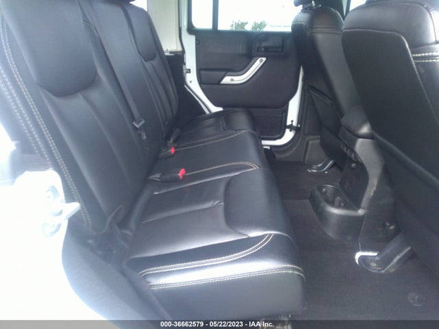 1C4BJWEG9FL566499 Jeep Wrangler Unlimited Sahara
