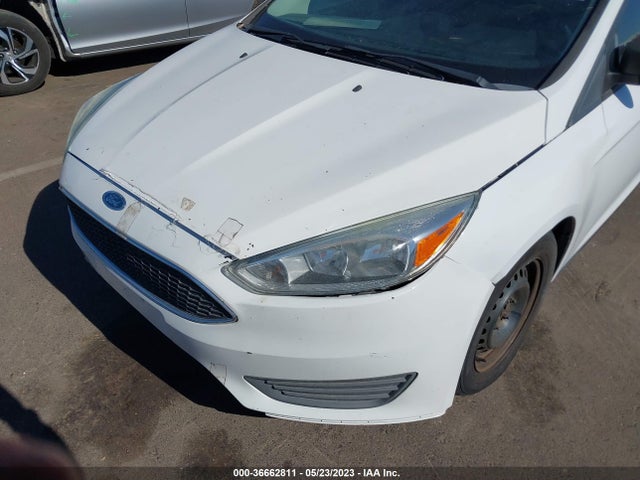 2016 FORD FOCUS S VIN: 1FADP3E26GL245280